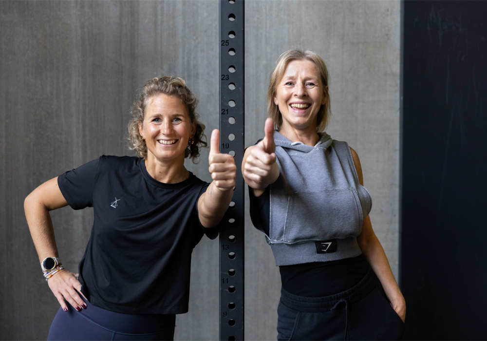 Personal trainers duimen omhoog